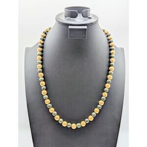 Vintage Green Stone Gold Tone Etched Textured Bead Barrel Clasp 25" Necklace